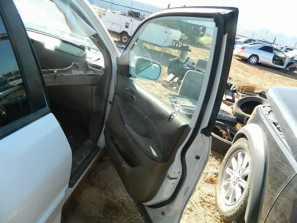 01-06 ACURA MDX FRONT AND REAR RIGHT PASSENGER DOOR DOOR SET(2 DOORS WHITE COLOR