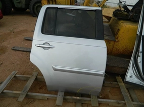09 10 11 12 13 14 15 HONDA PILOT REAR RIGHT PASSENGER SIDE DOOR- SILVER