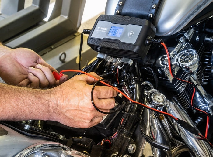 10A Battery Charger and Maintainer