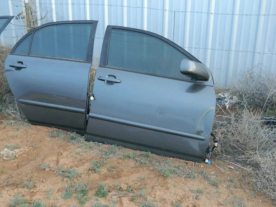 2003 2004 2005 2006 2007 2008 TOYOTA COROLLA FRONT& REAR RIGHT PASSENGER DOORS