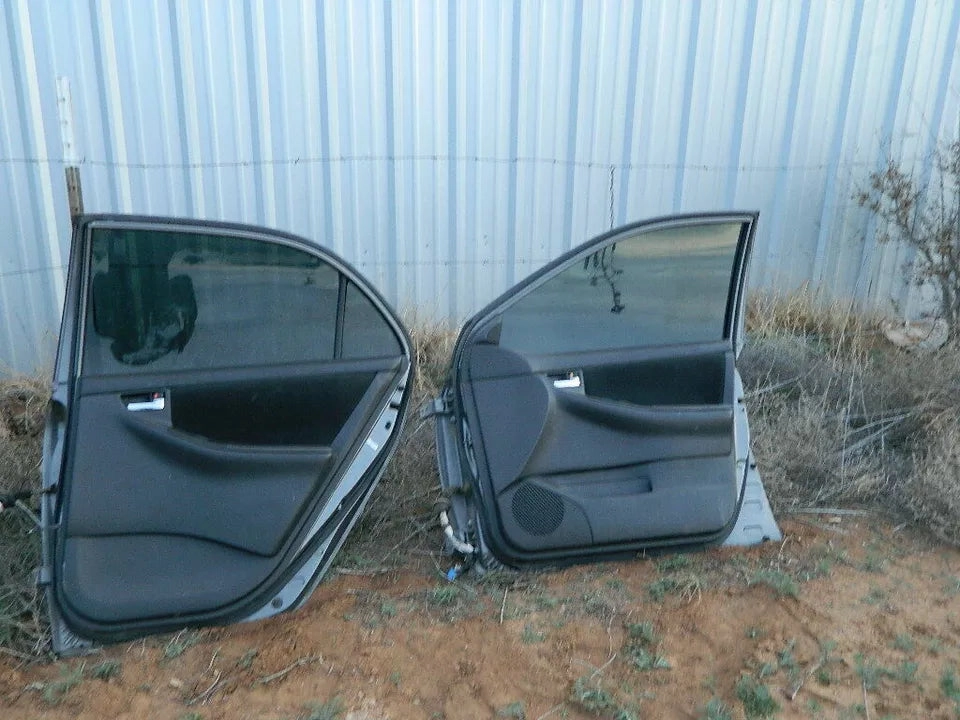2003 2004 2005 2006 2007 2008 TOYOTA COROLLA FRONT& REAR RIGHT PASSENGER DOORS