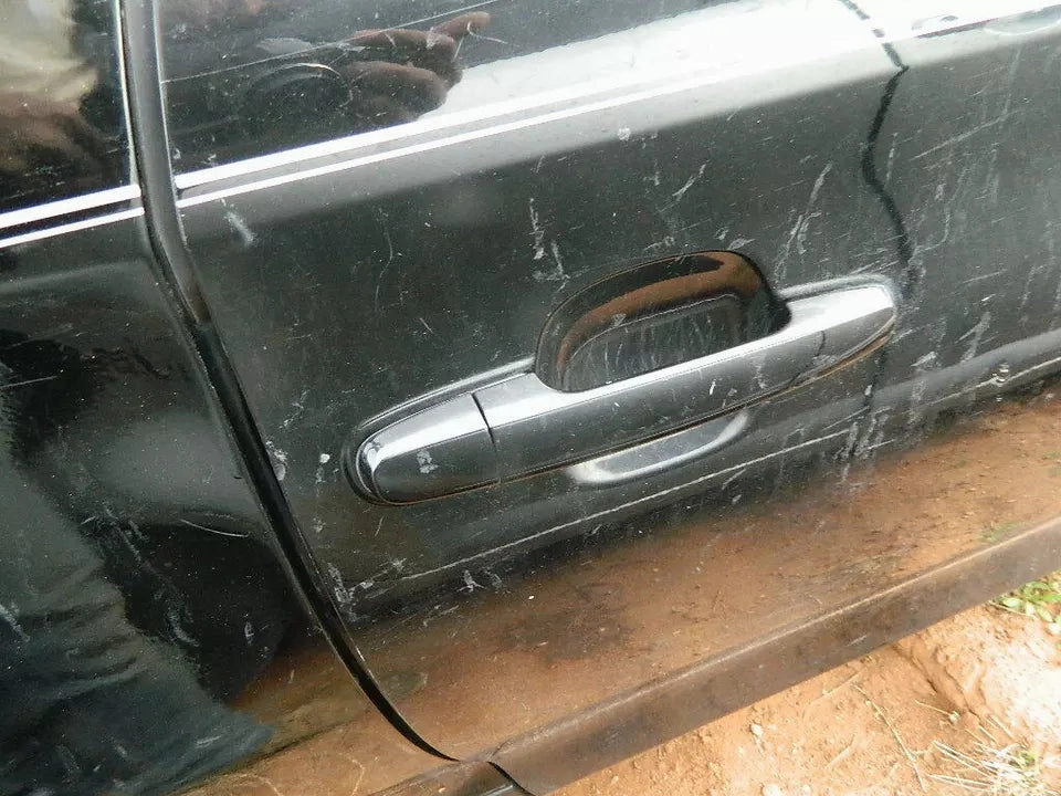2004-2008 TOYOTA SOLARA CONVERTIBLE RIGHT FRONT PASSENGER DOOR BLACK COLOR OEM
