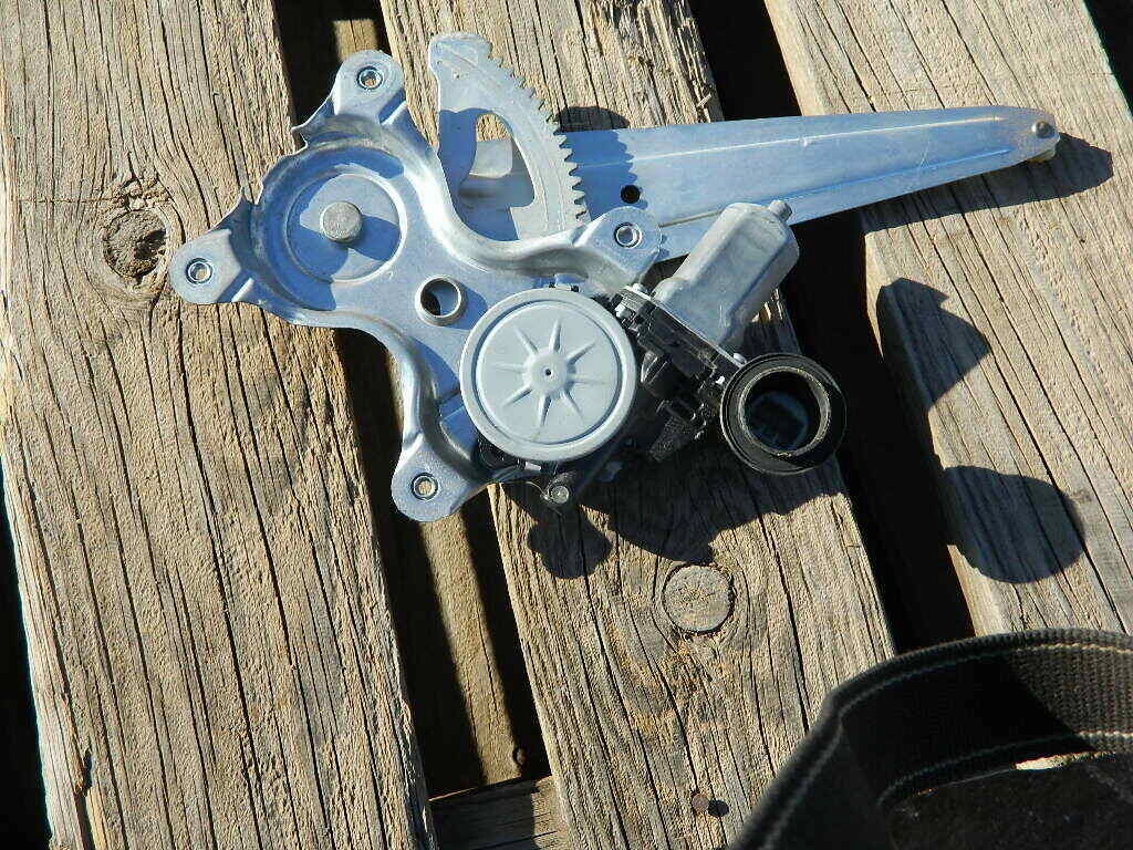2007 2008 2009 2010 2011 TOYOTA CAMRY REAR RIGHT PASSENGER WINDOW REGULATOR