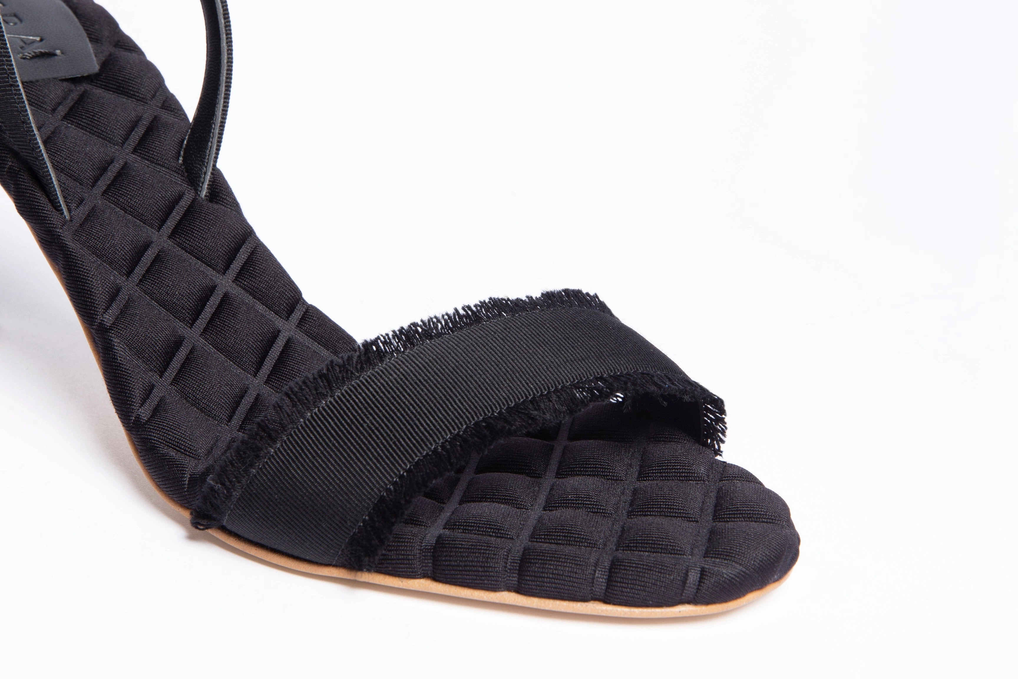 CLAUDIA Black Grosgrain
