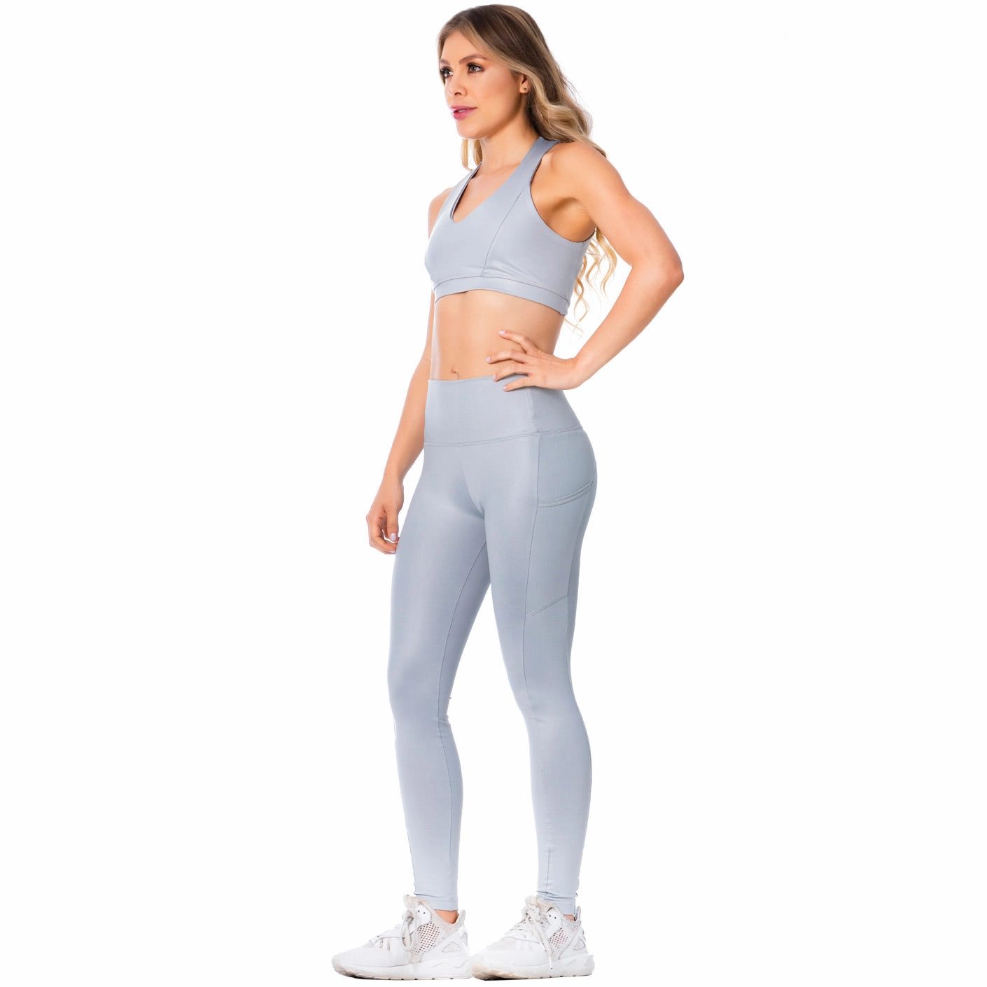 FLEXMEE Sportwear/Sport Bra 902032 2020-1 Spring Summer Collection Color Shiny Silver