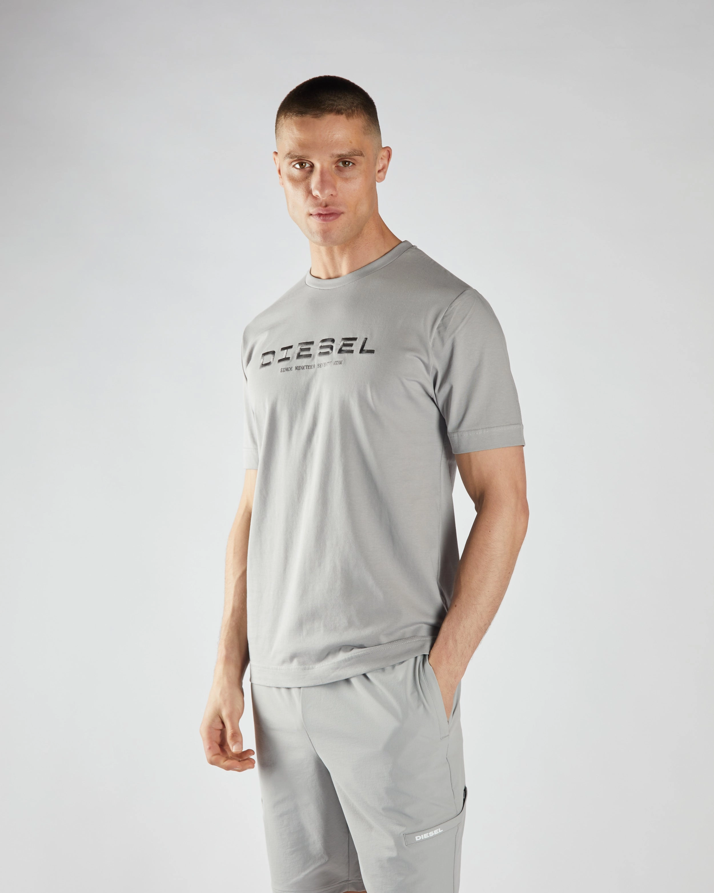 Iggy Tee Sharkfin
