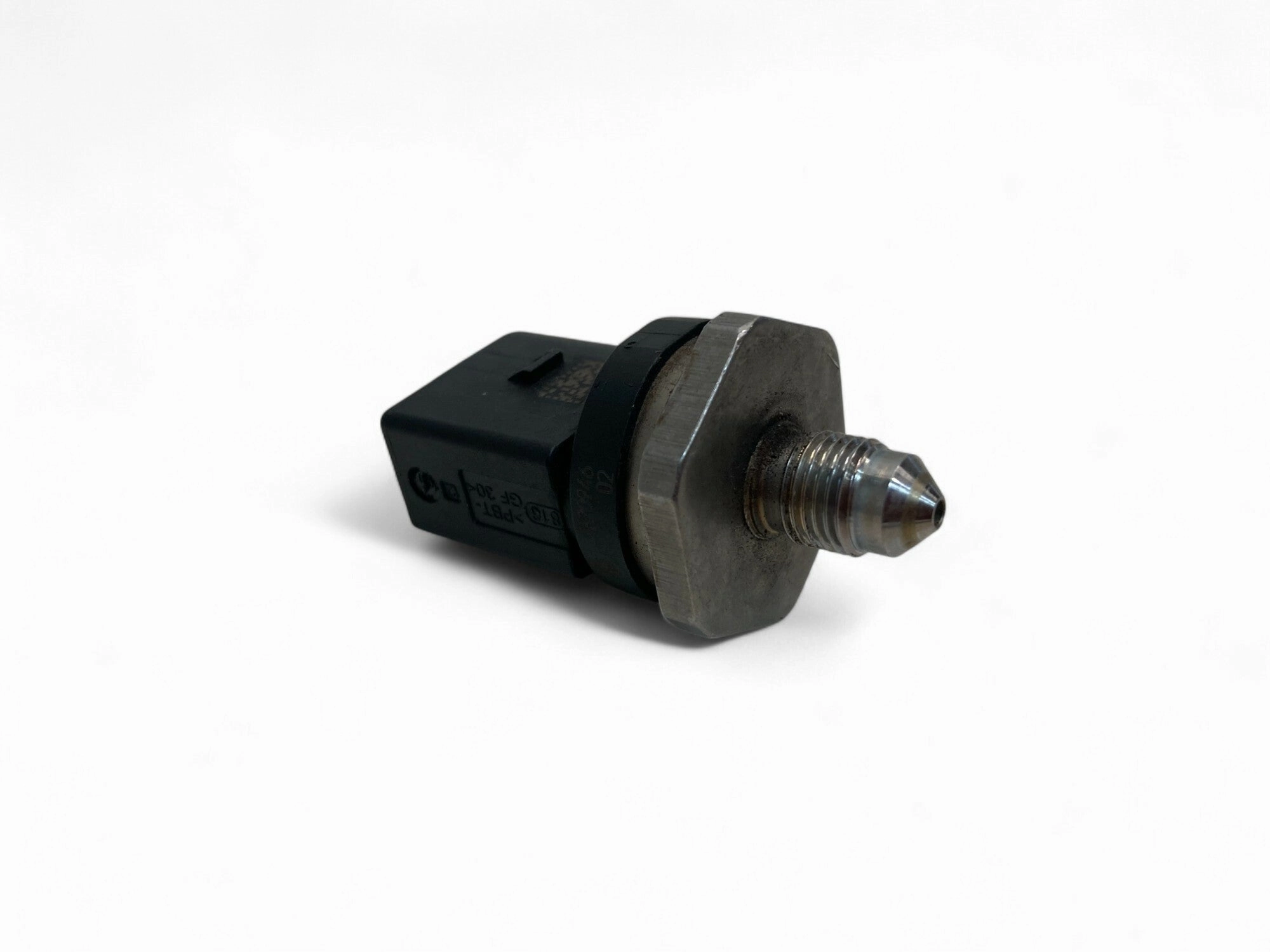 Mini Cooper Fuel Rail Pressure Sensor 13537620946 2014-2019 F55 F56