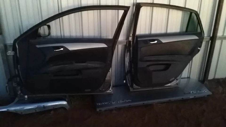 TOYOTA AVALON FRONT AND REAR RIGHT PASSENGER DOORS DOOR SET (2 DOORS)- 1G3