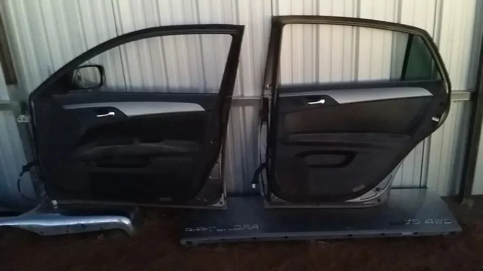 TOYOTA AVALON FRONT AND REAR RIGHT PASSENGER DOORS DOOR SET (2 DOORS)- 1G3